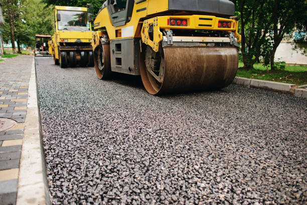 Best Local Driveway Pavers  in Crosspointe, VA